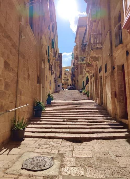 Port 531 Savynomad Harbour Residences Valletta Wow Views Exterior photo